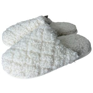 SANDRA & TIFFANY New Ivory Cream Fuzzy Sherpa Teddy Slip On Slippers Size Large